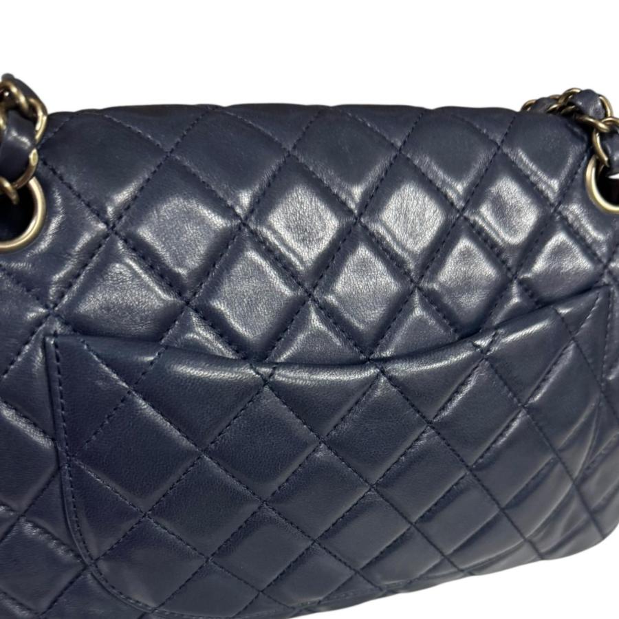 CHANEL（シャネル） マトラッセ ショルダーバッグ ラムスキン ネイビー