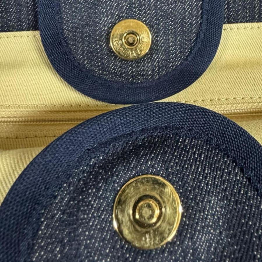 CHANEL（シャネル） ドーヴィルGM ショルダーバッグ キャンバス A66941