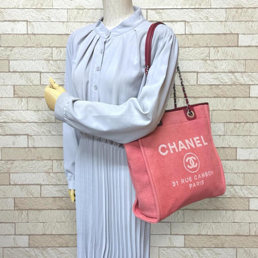 CHANEL（シャネル） ドーヴィルPM ショルダーバッグ キャンバス レッド