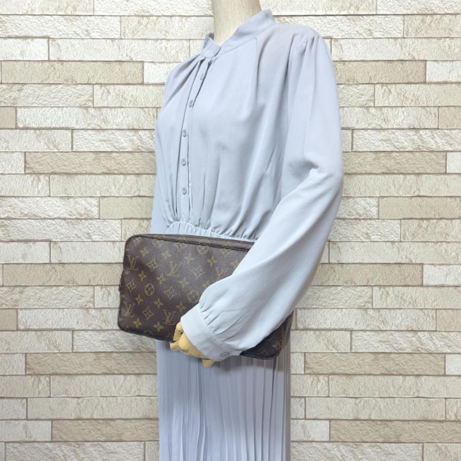 LOUIS VUITTON（ルイ・ヴィトン） トゥルース トワレット28 モノグラム