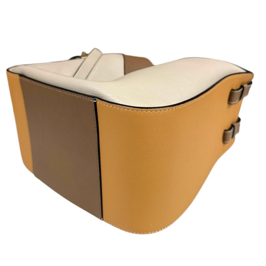 LOEWE（ロエベ） ハンモック スモール ショルダーバッグ カーフ 326.30