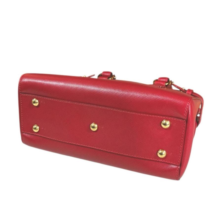 サルヴァトーレフェラガモ バティック ダブルガンチーニ ショルダーバッグ レザー EE-21 E428 レッド レディース Salvatore Ferragamo  中古 Salvatore Ferragamo - サルヴァトーレフェラガモ バティック ダブル