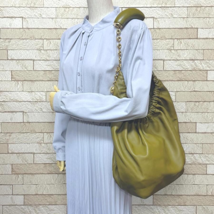 LOEWE（ロエベ） スクイーズバッグ ミディアム ショルダーバッグ