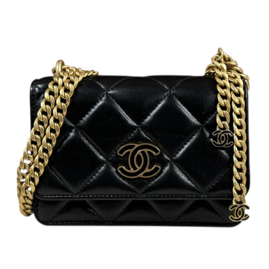 CHANEL（シャネル） マトラッセ ショルダーバッグ ラムスキン AP2635