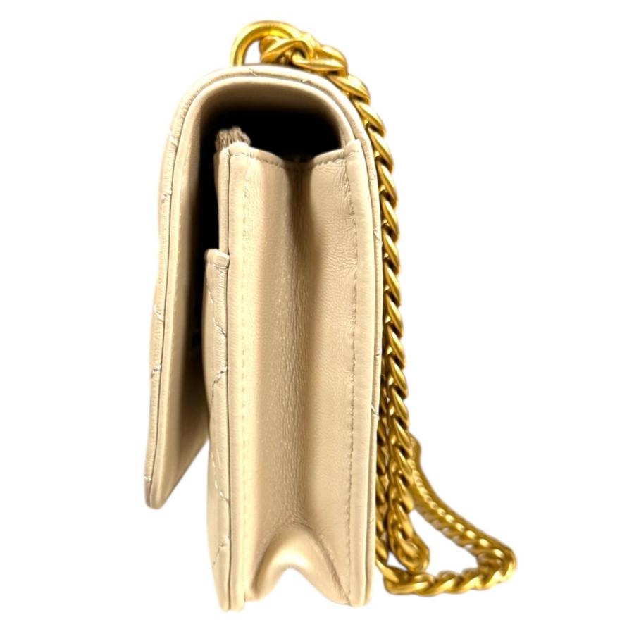 CHANEL（シャネル） マトラッセ ショルダーバッグ ラムスキン ベージュ