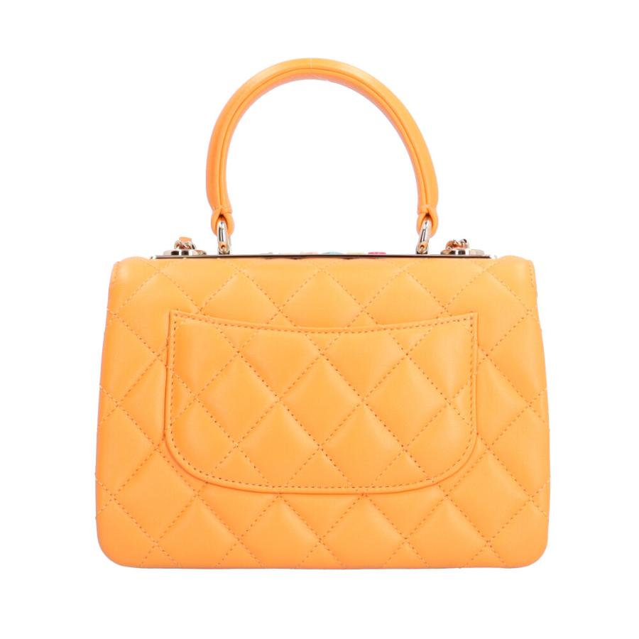 CHANEL（シャネル） マトラッセ ショルダーバッグ レザー オレンジ