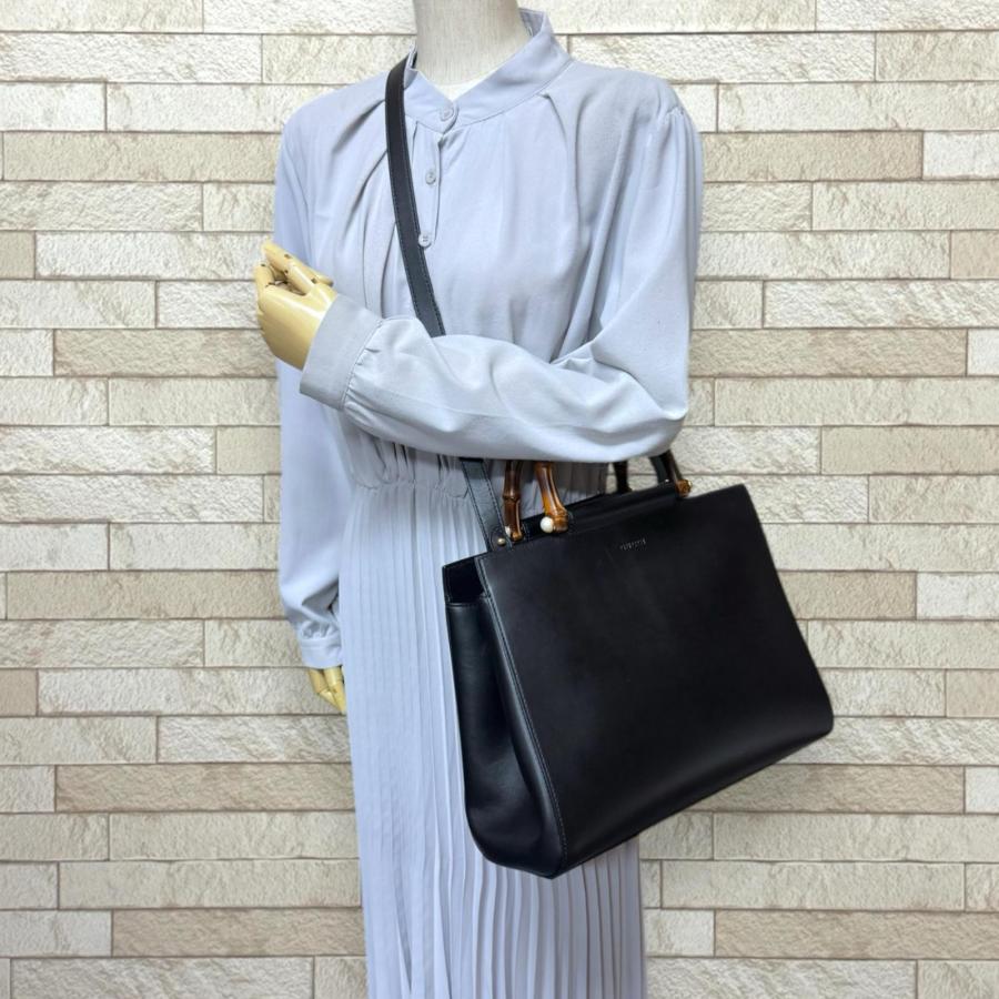 GUCCI（グッチ） ニムフェア ミディアム バンブー ショルダーバッグ