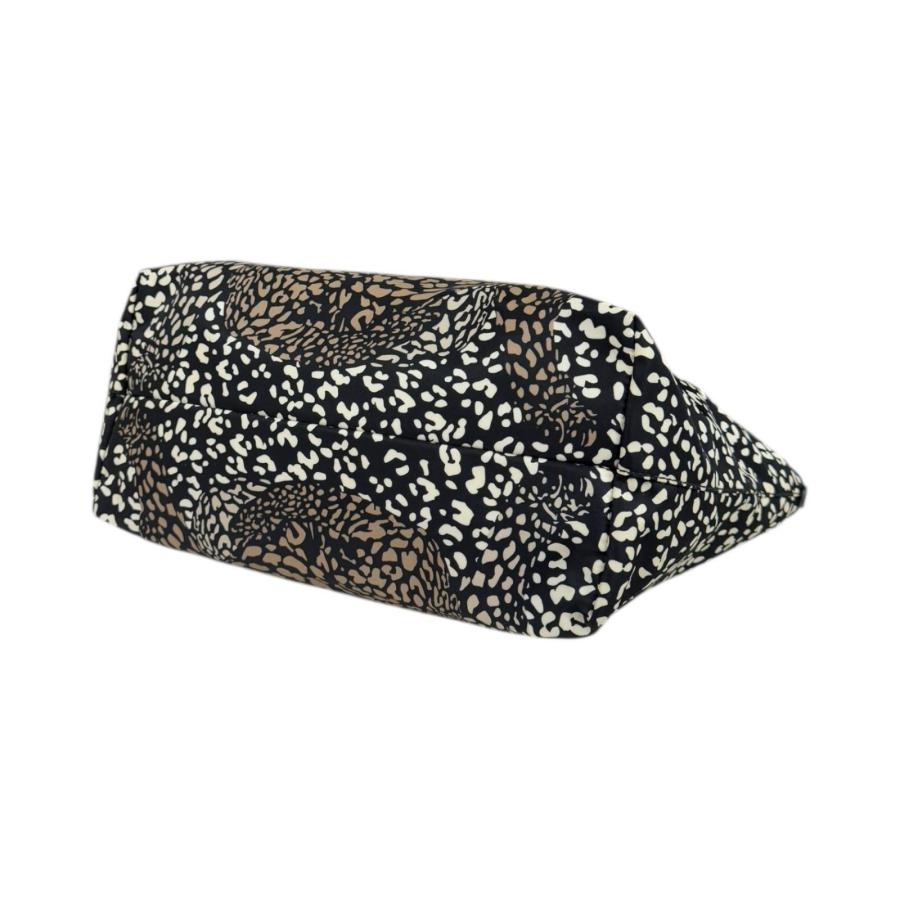 サルヴァトーレフェラガモ ガンチーニ トートバッグ ナイロン GU