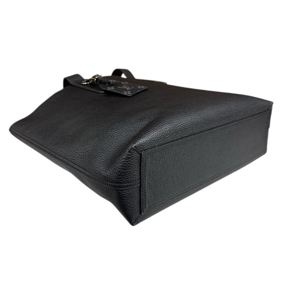 LOUIS VUITTON（ルイ・ヴィトン） カバ ヴォワヤージュ NV トート