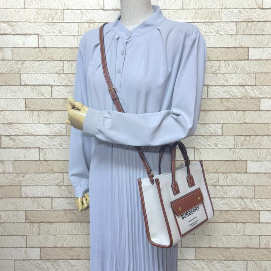 バーバリー ミニ フレヤトート ショルダーバッグ コットン 80441431 ブラウン レディース BURBERRY  中古 BURBERRY（バーバリー） ミニ フレヤトート ショルダーバッグ コットン