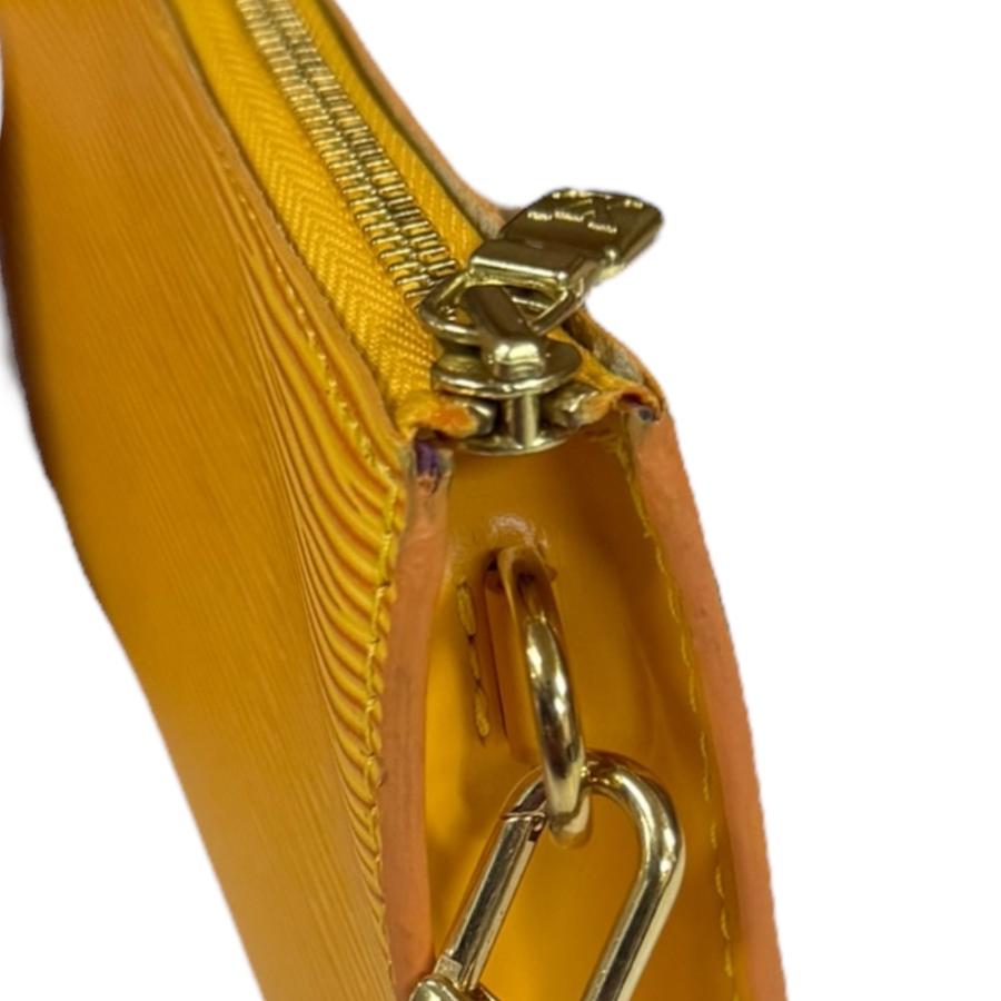 LOUIS VUITTON（ルイ・ヴィトン） ポシェットアクセソワール エピ