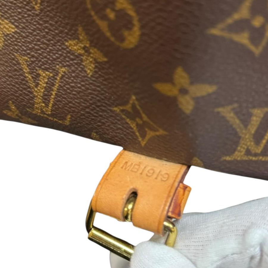 LOUIS VUITTON（ルイ・ヴィトン） ソミュール35 モノグラム ショルダー