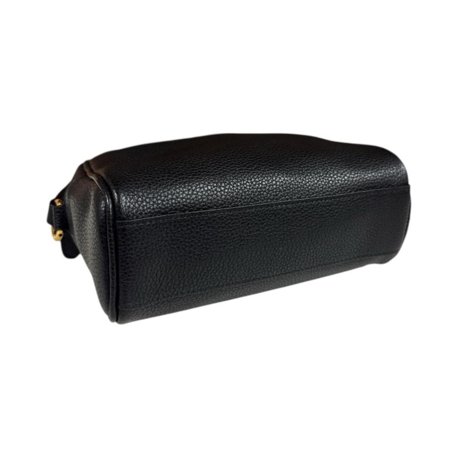 サルヴァトーレフェラガモ ガンチーニ ショルダーバッグ レザー GU-210411 ブラック レディース Salvatore Ferragamo  中古 R&Kリサイクルキング サルヴァトーレフェラガモ ガンチーニ ショルダーバッグ レザー GU