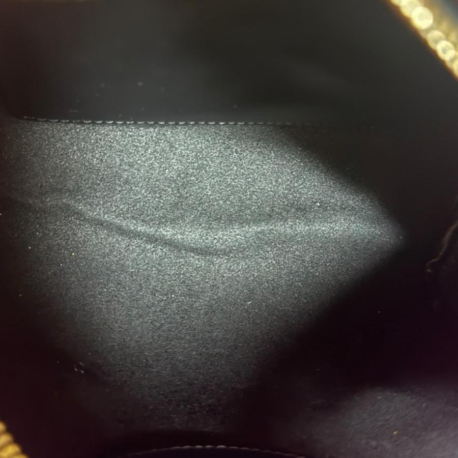 サルヴァトーレフェラガモ ガンチーニ ショルダーバッグ レザー GU