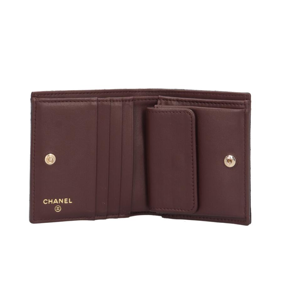 CHANEL（シャネル） ココマーク マトラッセ 二つ折り財布 キャビア