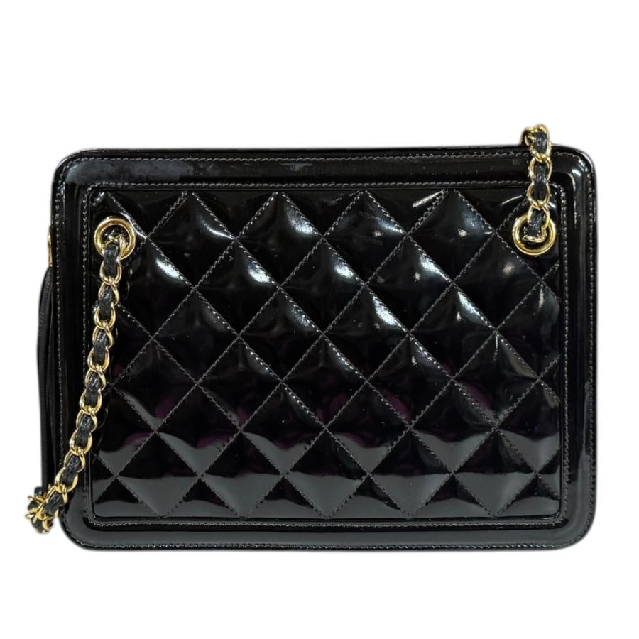 CHANEL（シャネル） マトラッセ ショルダーバッグ エナメル ブラック 