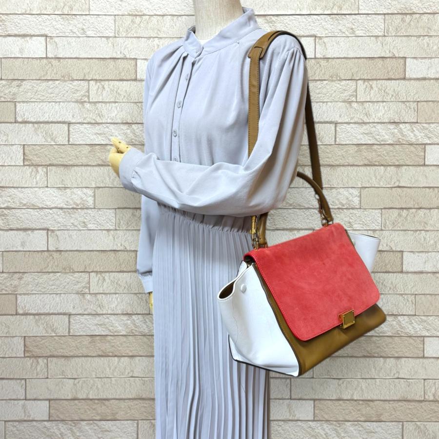 CELINE（セリーヌ） トラペーズ ショルダーバッグ スウェード 1695430