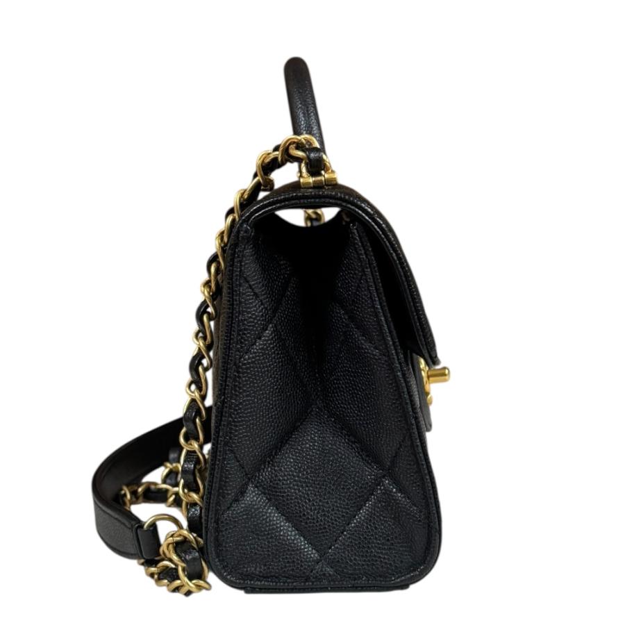 CHANEL（シャネル） ミニマトラッセ ショルダーバッグ キャビアスキン