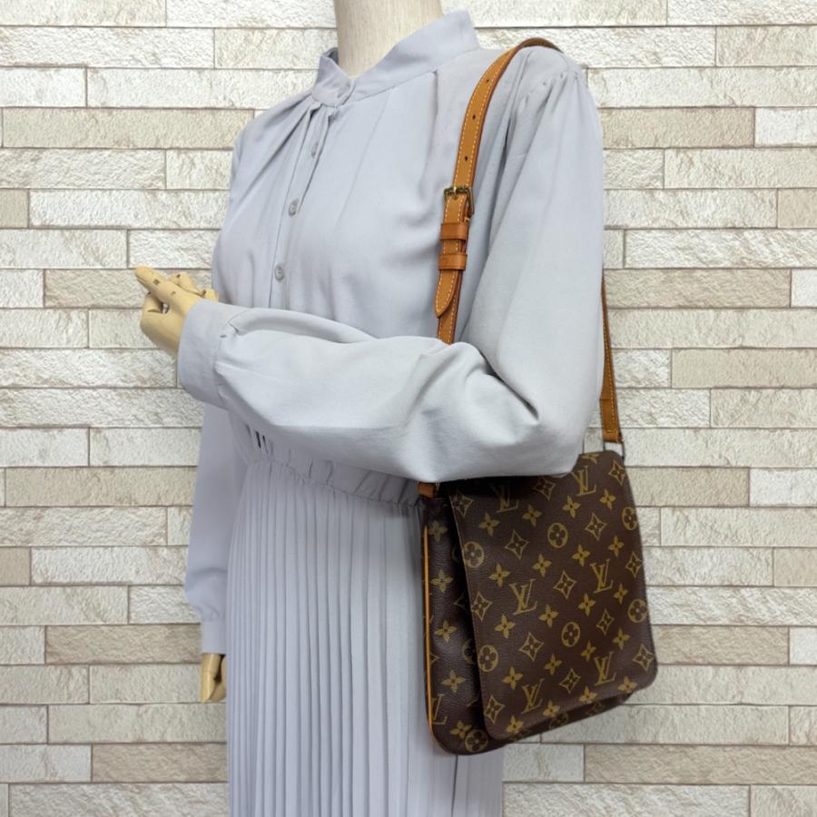 LOUIS VUITTON ルイヴィトン　ミュゼットサルサ LOUIS VUITTON（ルイ・ヴィトン） ミュゼットサルサ ショート
