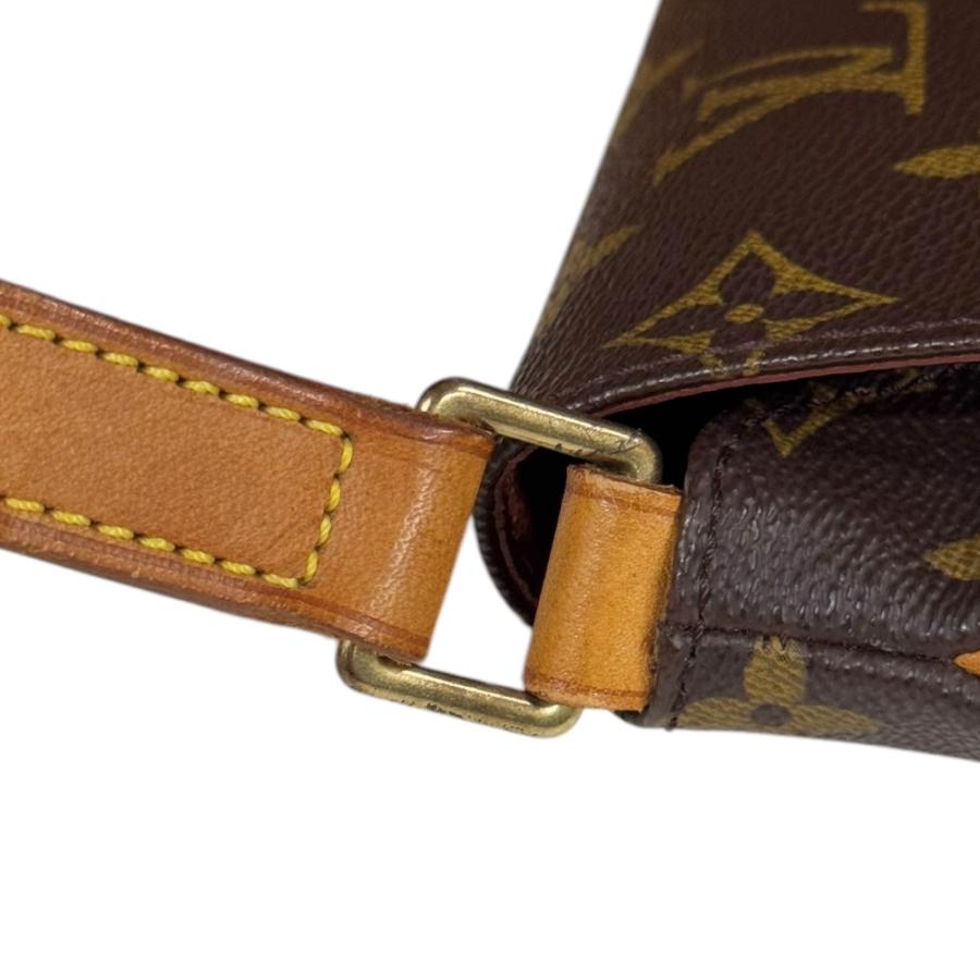 LOUIS VUITTON（ルイ・ヴィトン） ミュゼットサルサ ショート