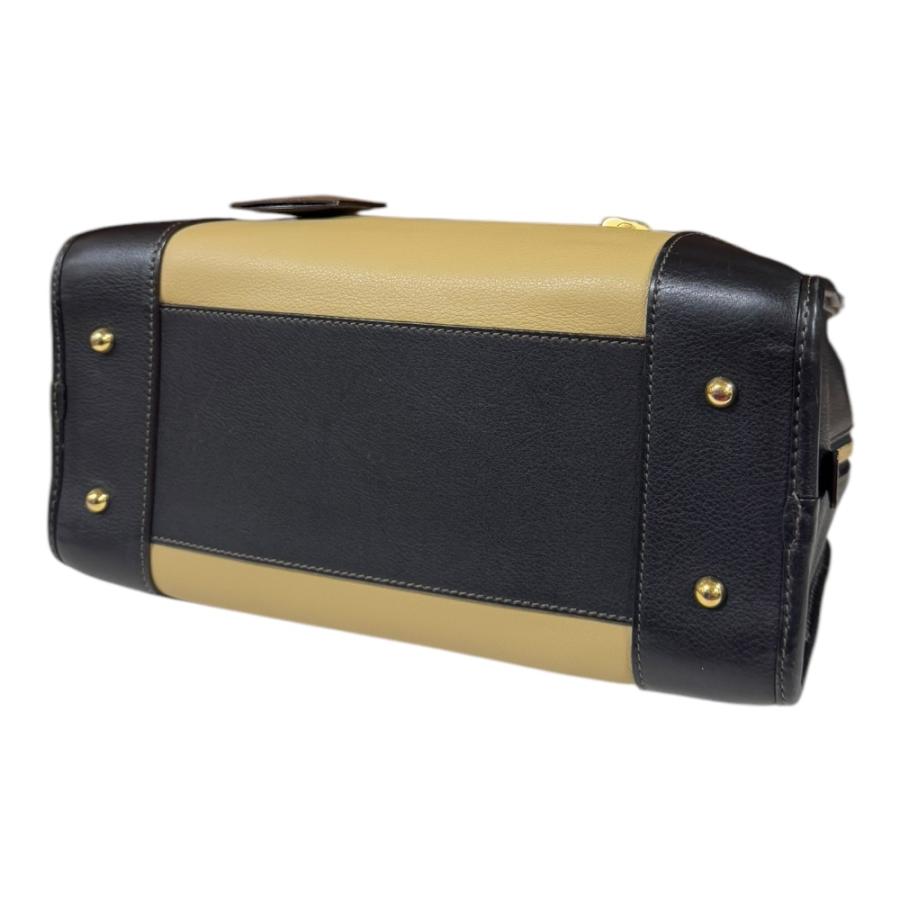 美品 ロエベ LOEWE ハンドバッグ 2way アマソナ28 レザー サンド LOEWE（ロエベ） アマソナ28 ハンドバッグ レザー 352.69LA03 ベージュ