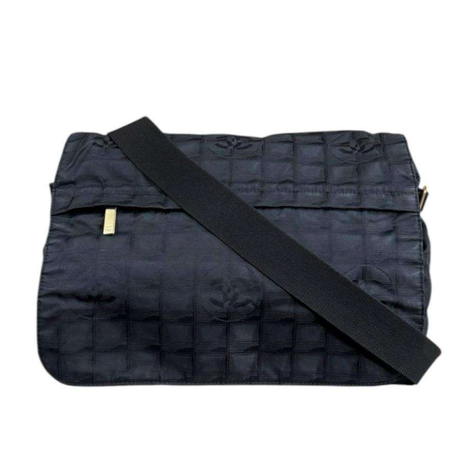 en  CHANEL ブラック長財布系ショルダバックとナイロンハンドバッグ CHANEL（シャネル） ニュートラベル ショルダーバッグ ナイロン