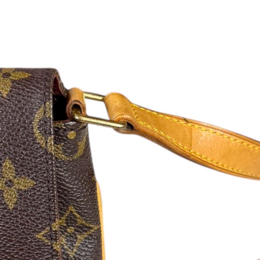 LOUIS VUITTON（ルイ・ヴィトン） ミュゼットタンゴ ショート