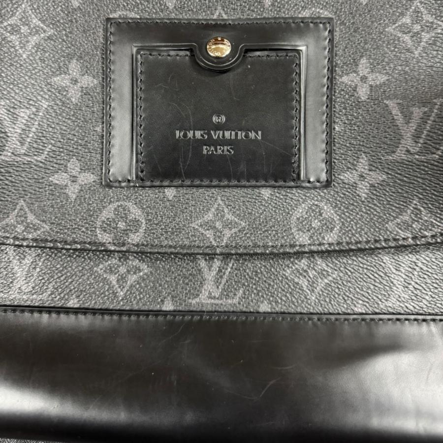 LOUIS VUITTON（ルイ・ヴィトン） メッセンジャー・ヴォワヤージュ PM