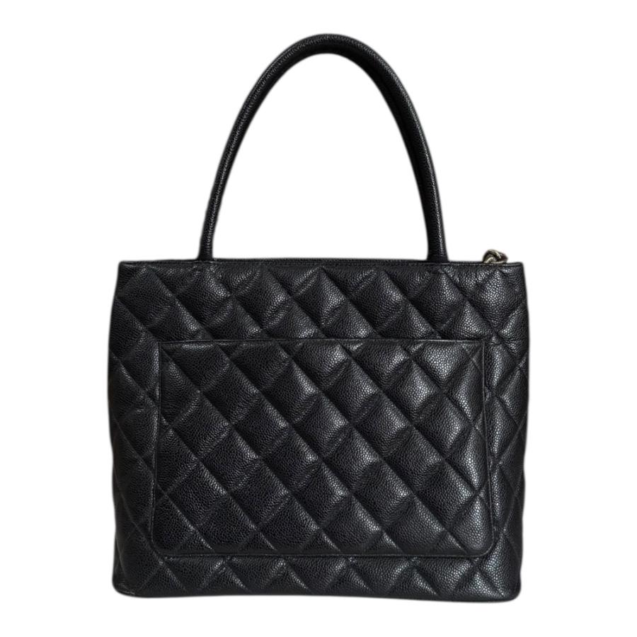 CHANEL（シャネル） 復刻トート マトラッセ トートバッグ キャビア