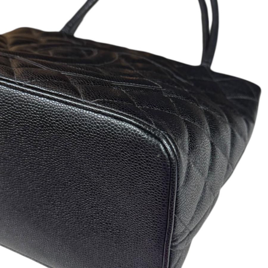CHANEL（シャネル） 復刻トート マトラッセ トートバッグ キャビア