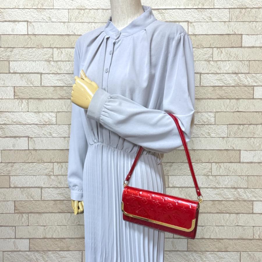 LOUIS VUITTON（ルイ・ヴィトン） ロスモアMM ヴェルニ ショルダー