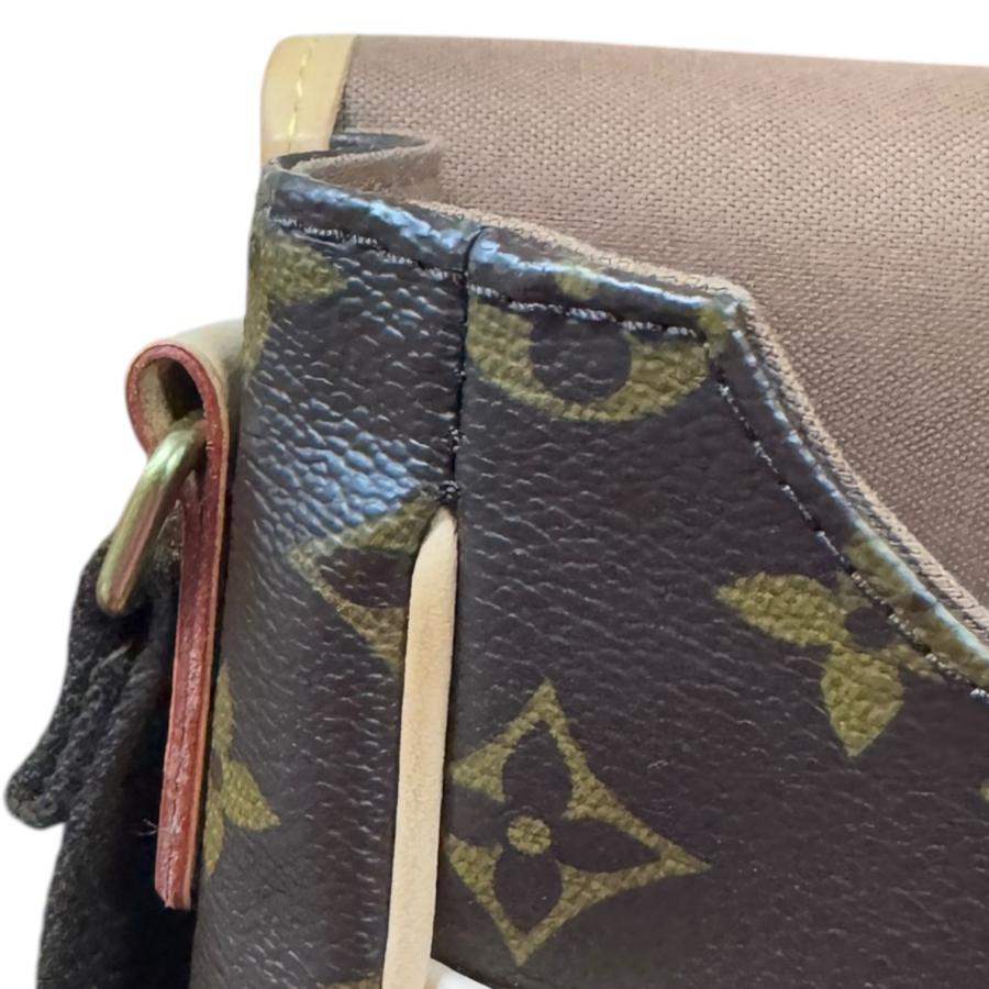 LOUIS VUITTON（ルイ・ヴィトン） メッセンジャーボスフォールGM