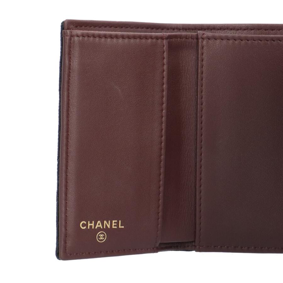 シャネル クラシックスモールウォレット 三つ折り財布 キャビアスキン AP0230 レディース CHANEL  中古 CHANEL（シャネル） クラシックスモールウォレット 三つ折り財布