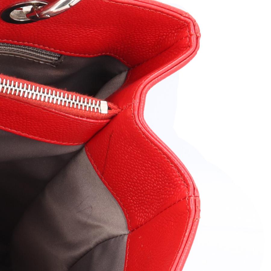 シャネル GSTトート マトラッセ トートバッグ キャビアスキン A50995 レッド レディース CHANEL  中古 R&Kリサイクルキング CHANEL（シャネル） GSTトート マトラッセ トートバッグ キャビア