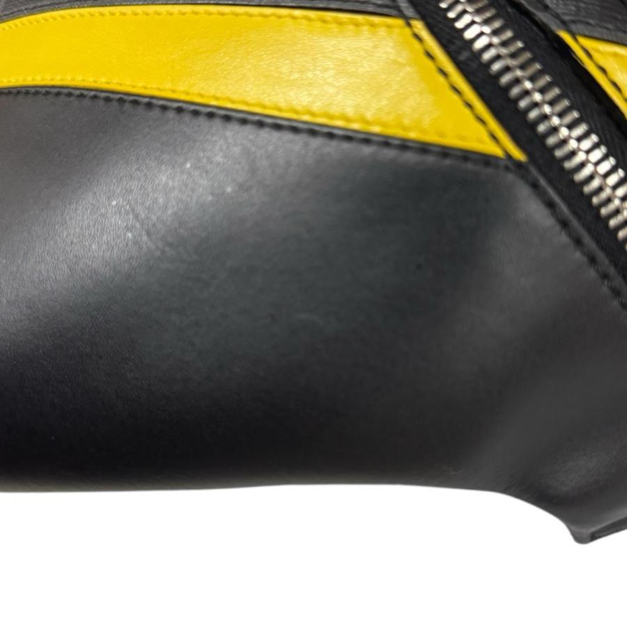 FENDI ボディバッグ 黒/グレー/黄色 FENDI（フェンディ） ダイアゴナル ズッカ ウエストバッグ PVC 7VA434