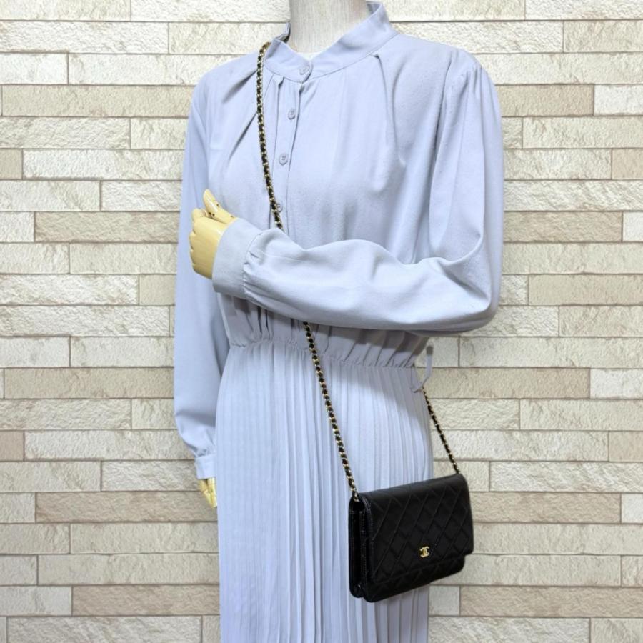 CHANEL（シャネル） マトラッセ ショルダーバッグ キャビアスキン 