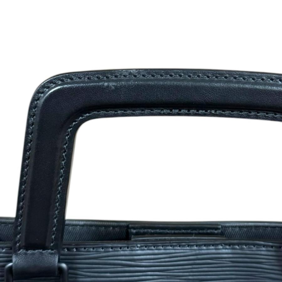 LOUIS VUITTON（ルイ・ヴィトン） サックプラ・フォールド エピ