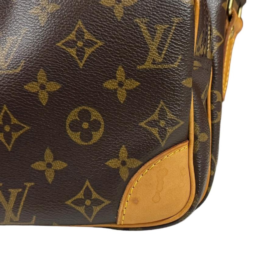 LOUIS VUITTON（ルイ・ヴィトン） ナイル モノグラム ショルダーバッグ