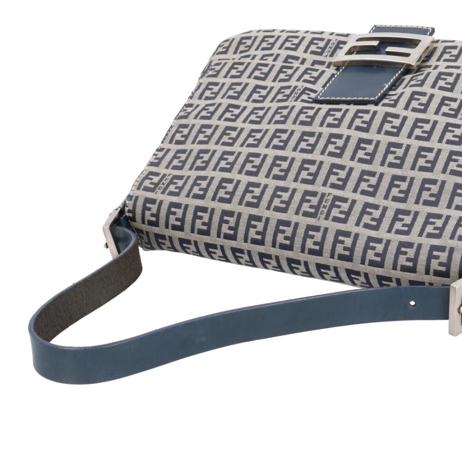 FENDI（フェンディ） マンマバケット ズッキーノ ショルダーバッグ