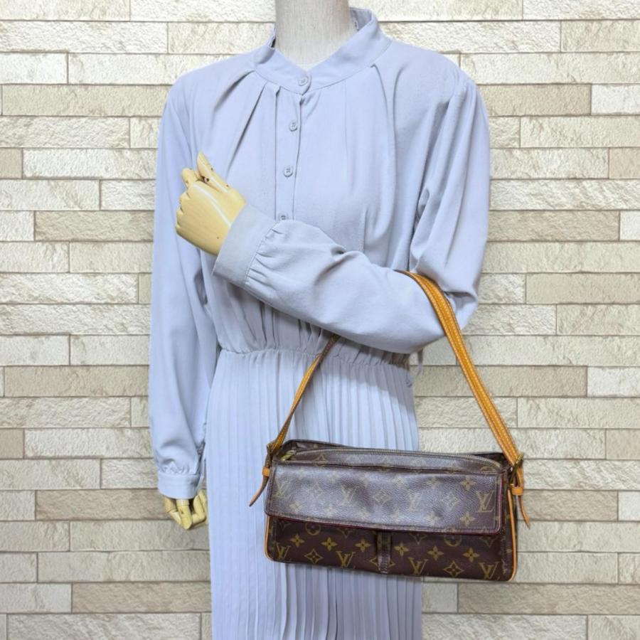 LOUIS VUITTON（ルイ・ヴィトン） ヴィバシテMM モノグラム ショルダー 