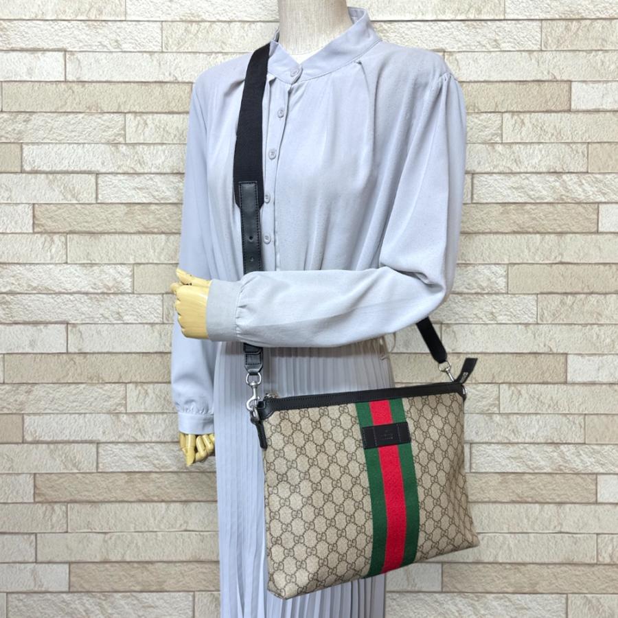 GUCCI（グッチ） ミディアム メッセンジャーバッグ GGスプリーム 