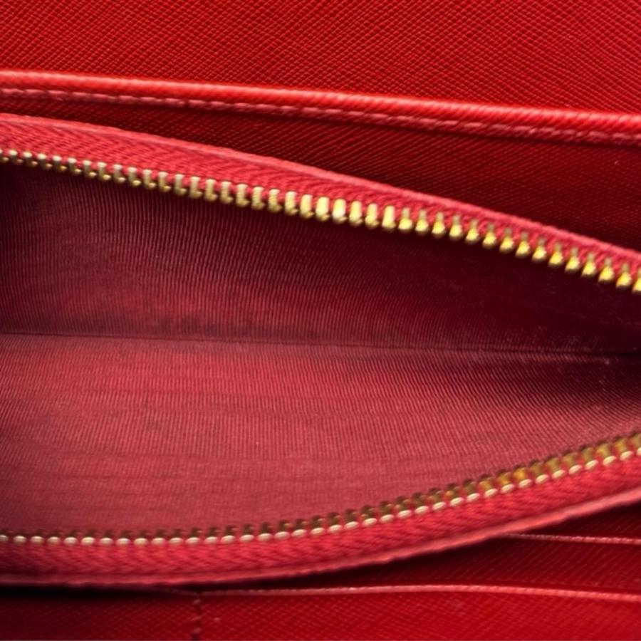 【新品・未使用】PRADAサフィアーノレザー ラウンド長財布 PRADA（プラダ） 長財布 ラウンドファスナー レーシングカー