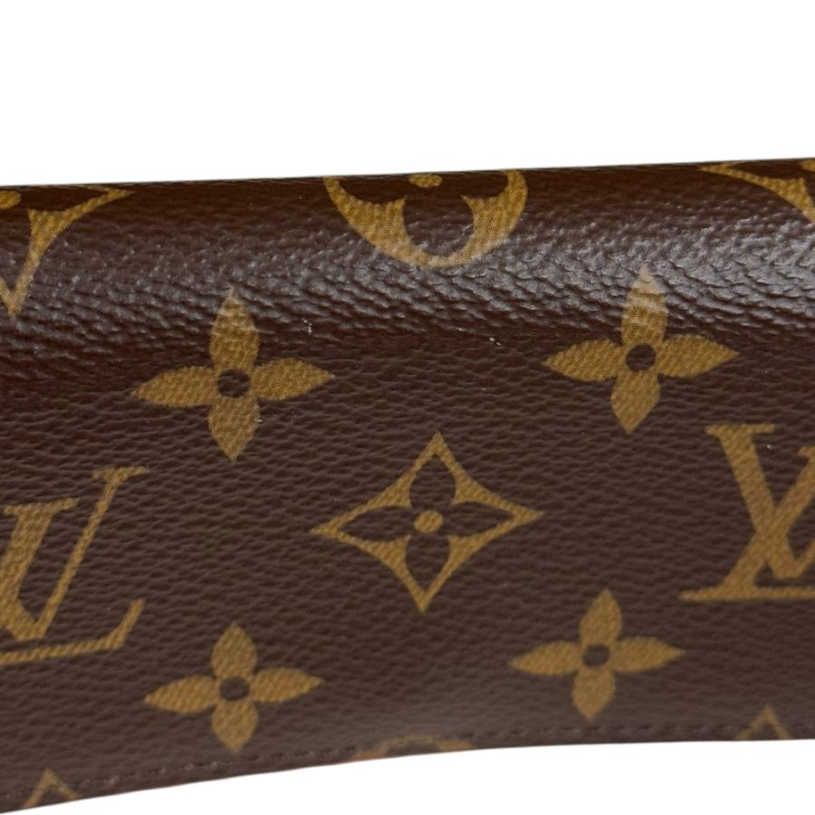 LOUIS VUITTON（ルイ・ヴィトン） エテュイ・リュネット ウディ