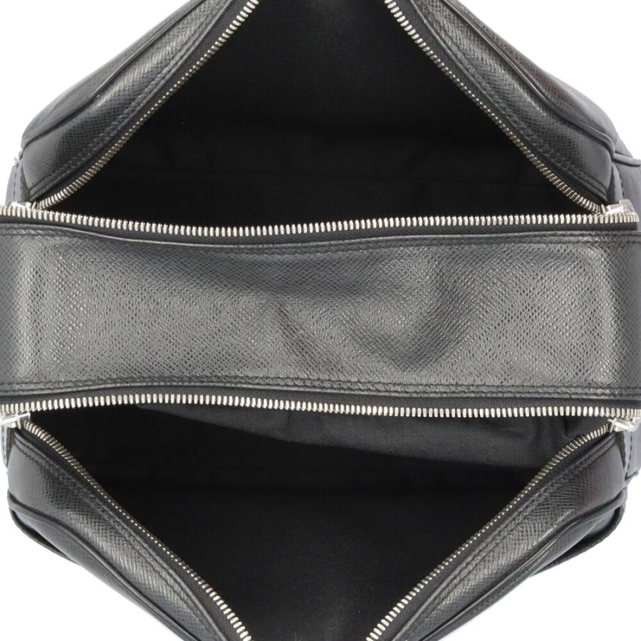 LOUIS VUITTON（ルイ・ヴィトン） リポーター タイガ ショルダーバッグ