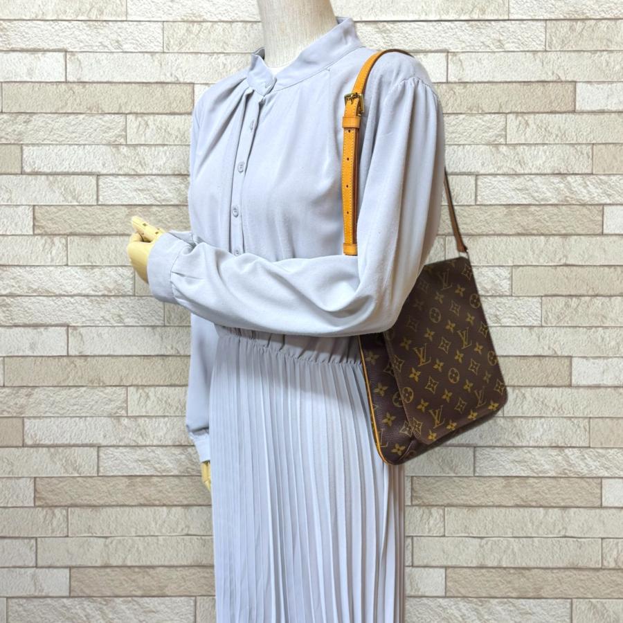 Louis Vuitton ミュゼットサルサショート廃盤希少 最安値 LOUIS VUITTON（ルイ・ヴィトン） ミュゼットサルサ ショート