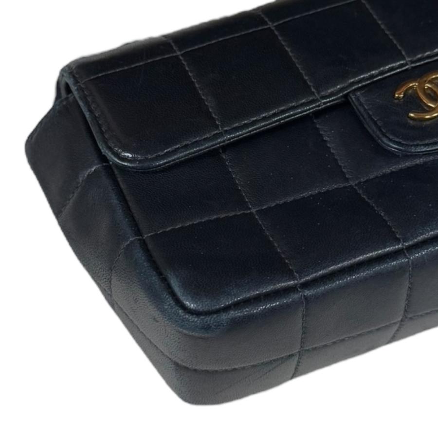 CHANEL（シャネル） チョコバー カメリア ショルダーバッグ ラムスキン