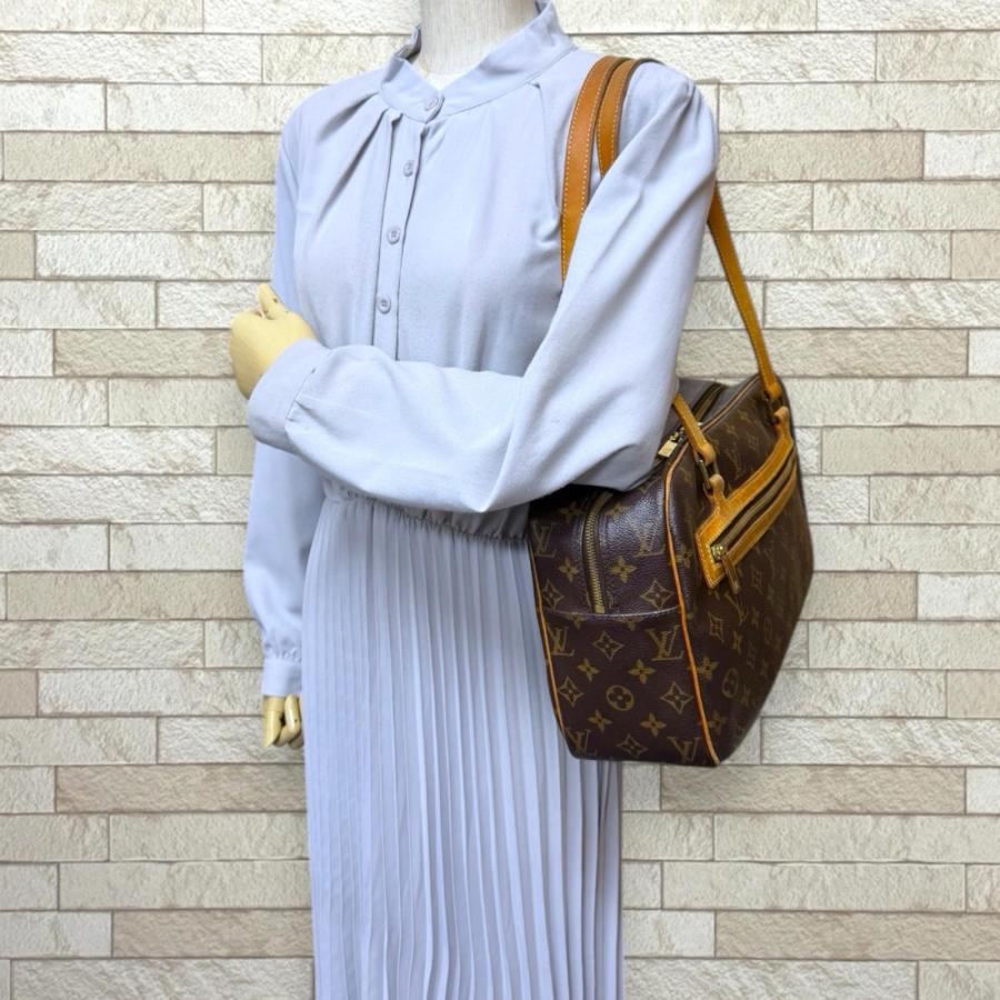 ルイ・ヴィトン LOUIS VUITTON バッグ レディース ブランド ショルダーバッグ モノグラムキャンバス シテGM ブラウン M51181 肩掛け おしゃれ 通勤 通学 おでかけ 普段使い 【中古】 LOUIS VUITTON（ルイ・ヴィトン） サックプラBB モノグラム ショルダー