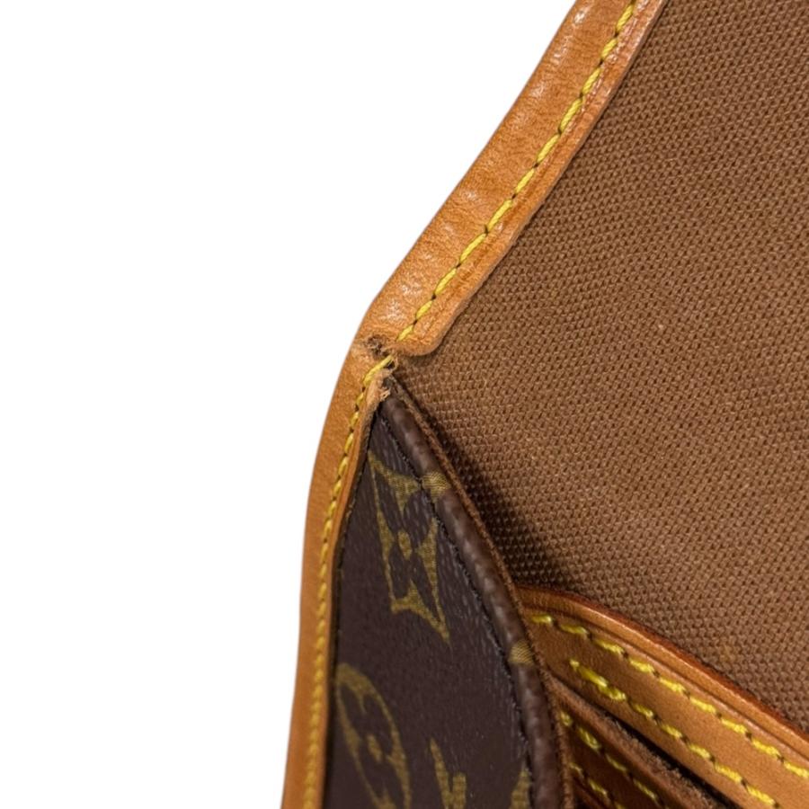 LOUIS VUITTON（ルイ・ヴィトン） ベルエア モノグラム ショルダー