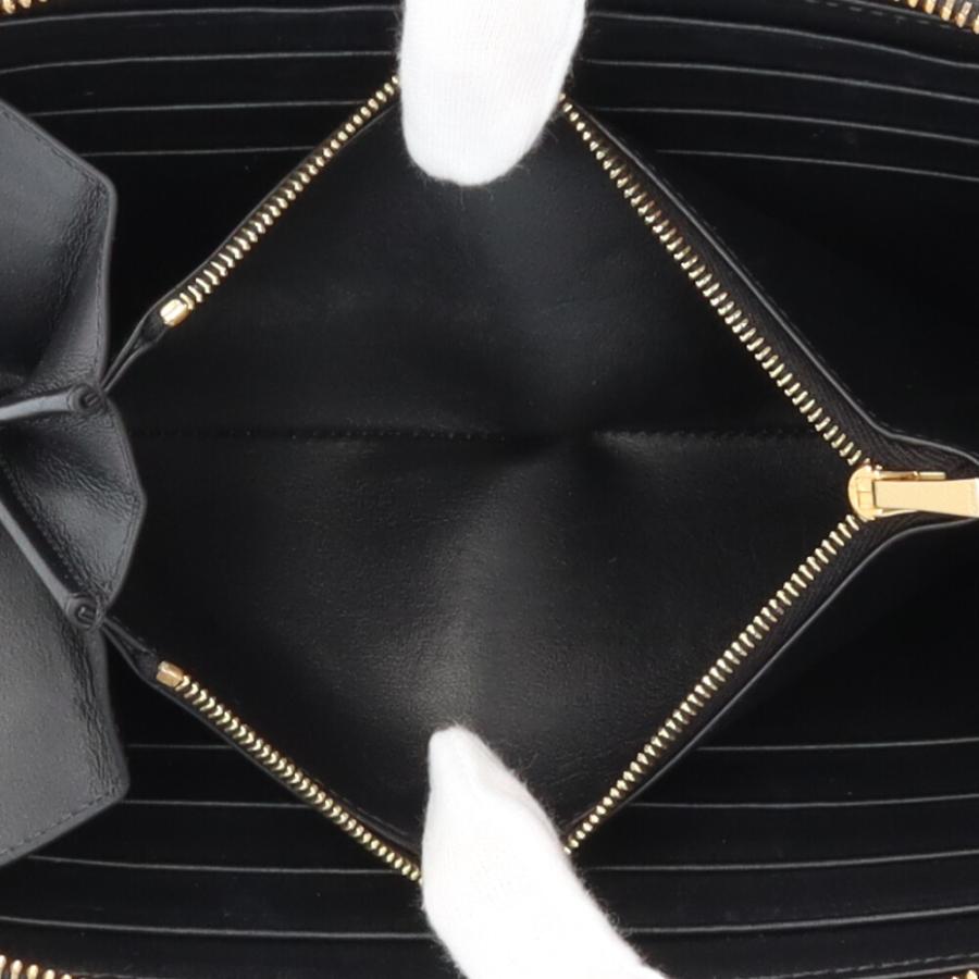 CELINE（セリーヌ） ラージジップウォレット トリオンフ 長財布 レザー