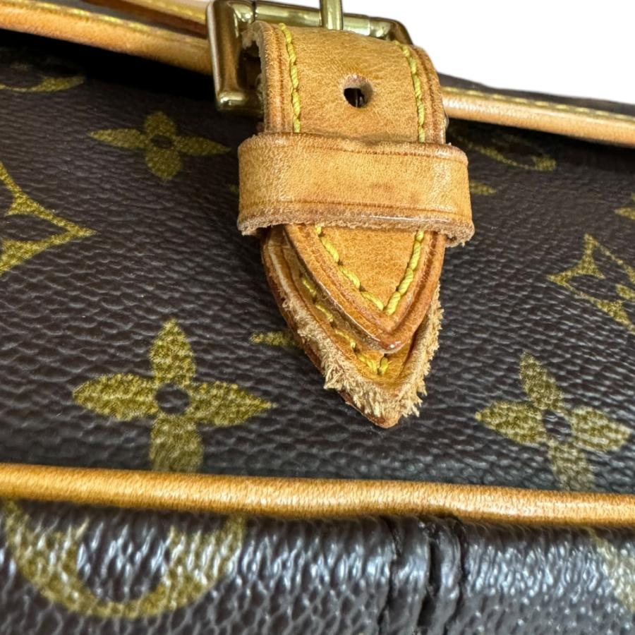LOUIS VUITTON（ルイ・ヴィトン） ソローニュ モノグラム ショルダー